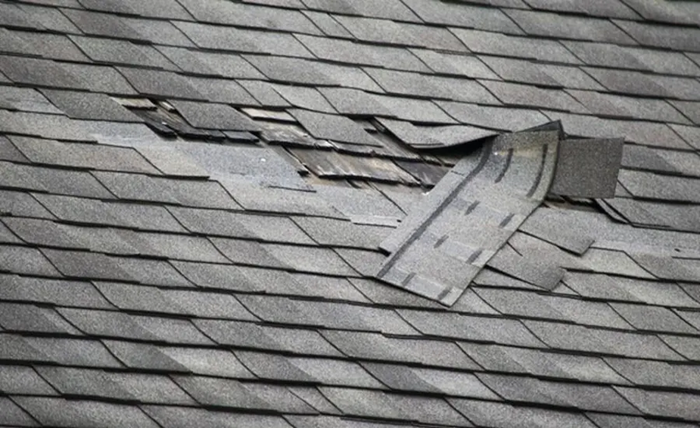 The Risks of Roof Leaks in Medical Buildings The Risks of Roof Leaks in Medical Buildings