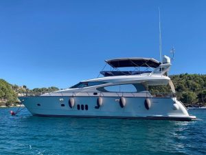 Yacht Elegance