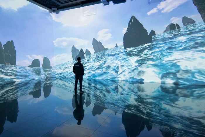 The Inspiration of Infinite Horizons